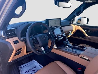 2026 Lexus LX - Photo 28
