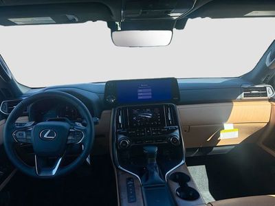 2026 Lexus LX - Photo 17