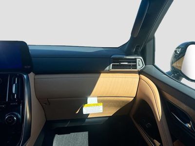 2026 Lexus LX - Photo 19