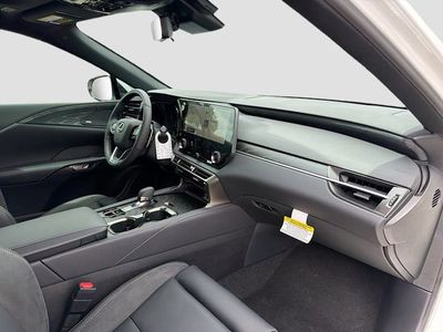 2026 Lexus RX - Photo 15