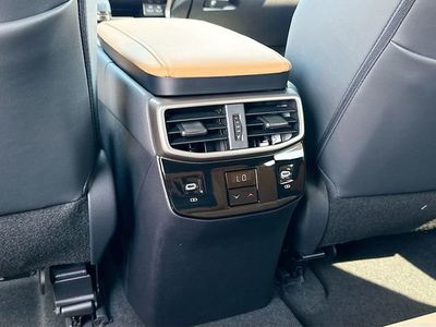 2026 Lexus RX - Photo 21