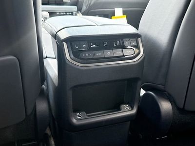2026 Lexus TX - Photo 21