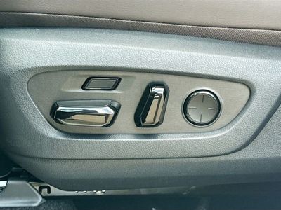 2026 Lexus TX - Photo 27