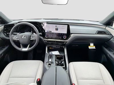 2026 Lexus TX - Photo 17