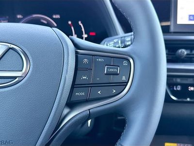 2026 Lexus UX - Photo 37