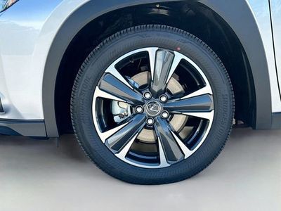2026 Lexus UX - Photo 40