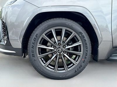 2026 Lexus LX - Photo 44