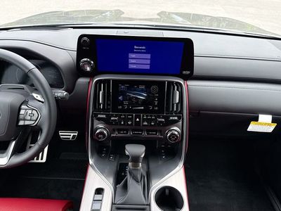 2026 Lexus LX - Photo 20