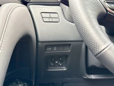 2026 Lexus LX - Photo 38