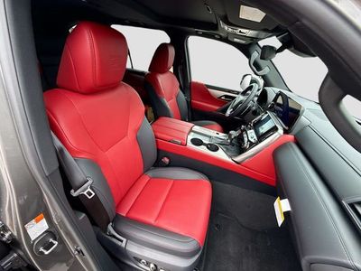 2026 Lexus LX - Photo 16
