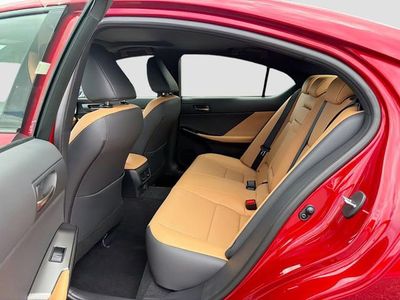 2026 Lexus IS - Photo 19