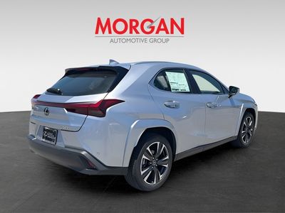 2026 Lexus UX - Photo 3