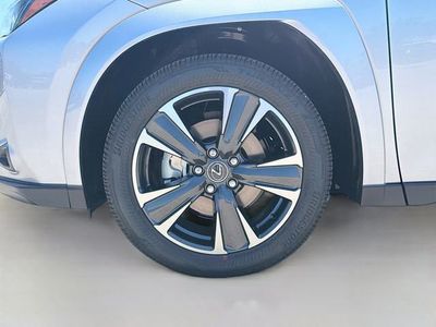 2026 Lexus UX - Photo 41