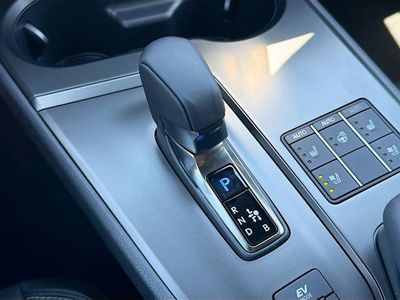 2026 Lexus UX - Photo 28