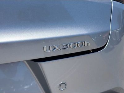 2026 Lexus UX - Photo 11