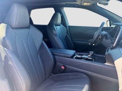 2026 Lexus RX - Photo 16