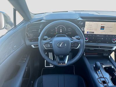 2026 Lexus RX - Photo 18