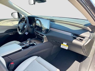 2026 Lexus RX - Photo 15
