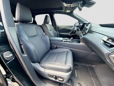 2026 Lexus RX - Photo 16