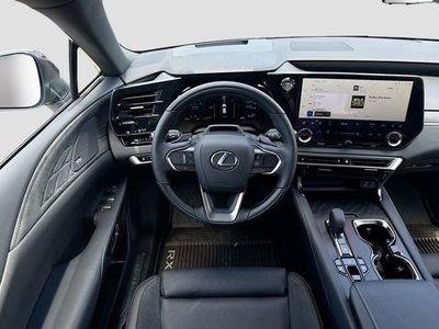 2026 Lexus RX - Photo 18