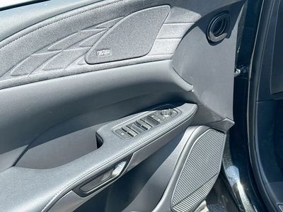 2026 Lexus RX - Photo 24