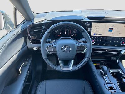2026 Lexus RX - Photo 18