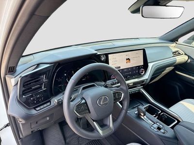 2026 Lexus TX - Photo 28