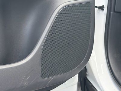 2026 Lexus RZ - Photo 23