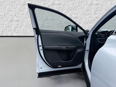 2026 Lexus RZ - Photo 21