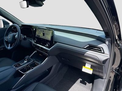 2026 Lexus TX - Photo 15