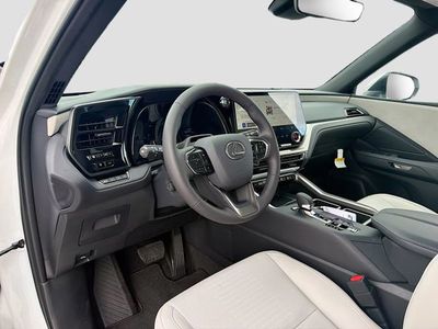 2026 Lexus TX - Photo 28