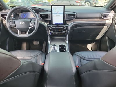 2023 Ford Explorer - Photo 12