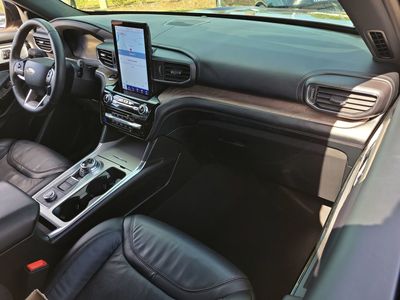 2023 Ford Explorer - Photo 11