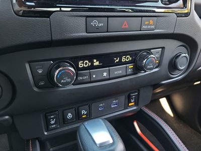 2024 Nissan Frontier - Photo 23