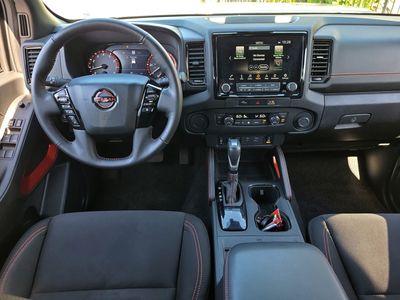 2024 Nissan Frontier - Photo 13