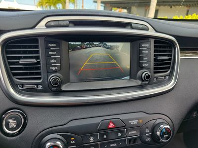 2017 Kia Sorento - Photo 23