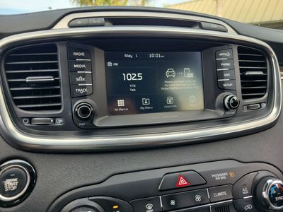 2017 Kia Sorento - Photo 20
