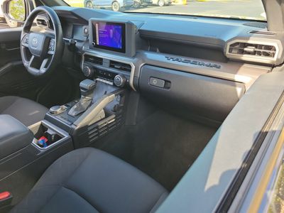 2024 Toyota Tacoma 4WD - Photo 11