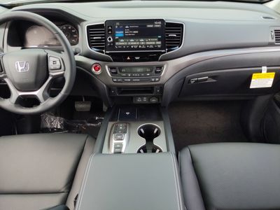 2025 Honda Ridgeline - Photo 16