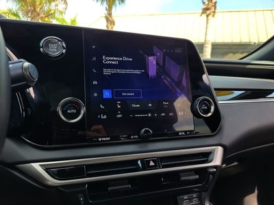 2023 Lexus RX - Photo 22