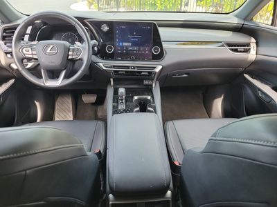 2023 Lexus RX - Photo 12