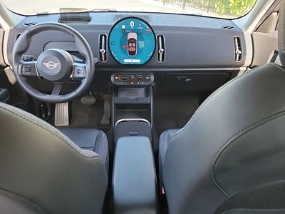 2025 MINI Countryman - Photo 12