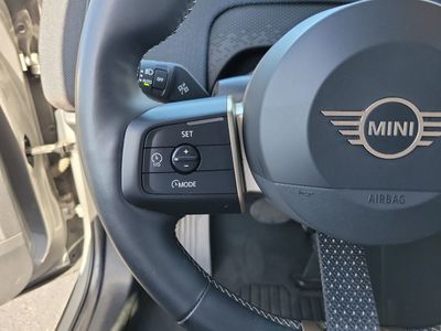 2025 MINI Countryman - Photo 26