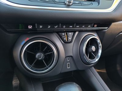 2020 Chevrolet Blazer - Photo 24