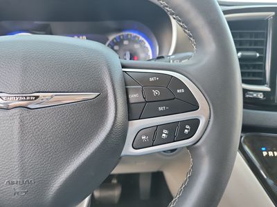 2023 Chrysler Pacifica - Photo 28