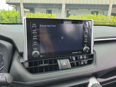 2019 Toyota RAV4 - Photo 23