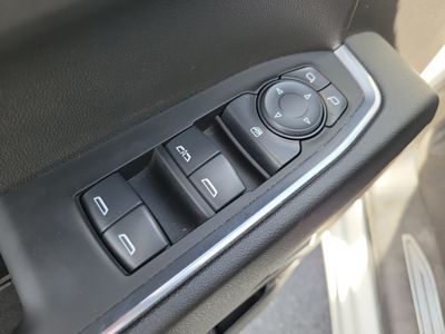 2025 Chevrolet Silverado 1500 - Photo 17