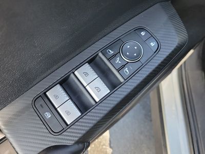 2024 Mitsubishi Outlander - Photo 17