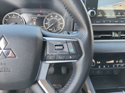 2024 Mitsubishi Outlander - Photo 29