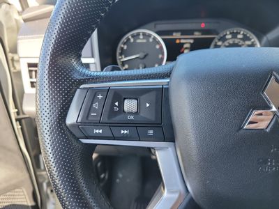 2024 Mitsubishi Outlander - Photo 28